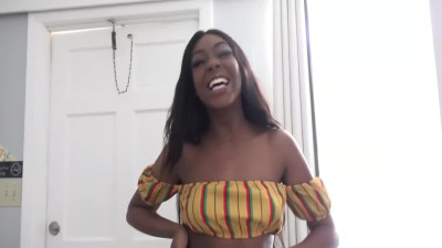 Ebony amateur Tori Montana has a thing for hard fucking HD