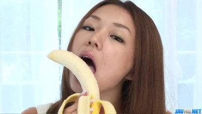 Teen chick Serina Hayakawa blowjobs sex video