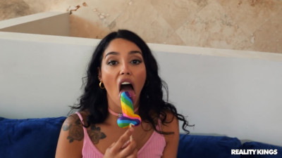 Pornstar Vanessa Sky moaning