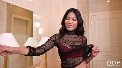 Handjob in the bath large boobs asian Polly Pons