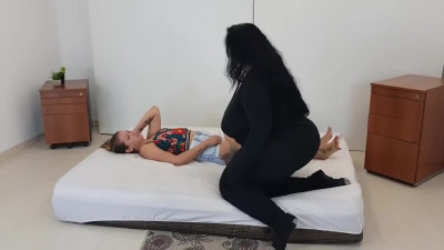 Huge boobs brazilian stepmom fetish cunnilingus in HD