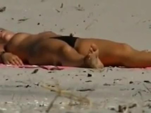 Exotic woman got nailed at the beach