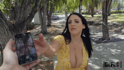 Long haired Angela White orgasm