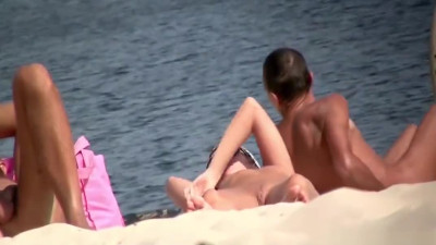 Stepmom lusts voyeur pussy fucking at the beach HD