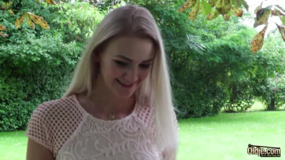 Busty teen chick Katy Sky feels like real sex