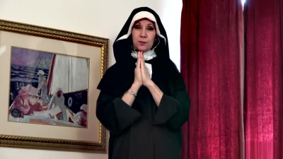 Solo nun masturbating