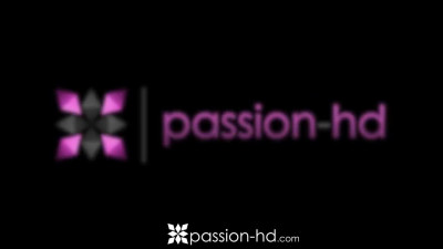 Passion-HD: Passionate star seduce in shower