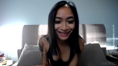 Asian brunette Avery Black needs pussy fucking in HD