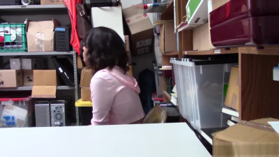 Teen chick blowjobs in office