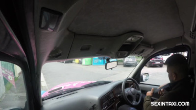 Blowjob in the taxi sexy czech