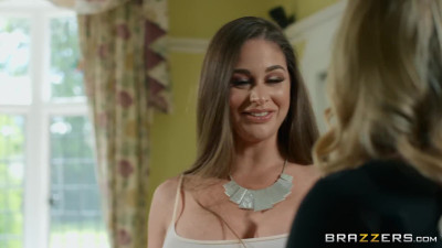 Brazzers Exxtra - Babe Cathy Heaven sucking cock