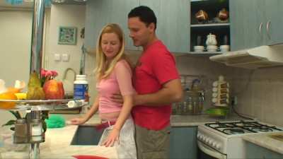 Young mature raw seduced in the kitchen