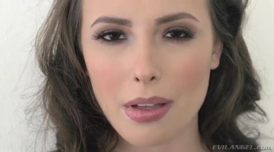 Erotic Casey Calvert agrees to cumshot