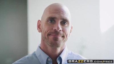 Brazzers Network: Johnny Sins smash teacher Kimmy Granger